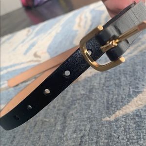 Madewell genuine leather belt with gold hardware